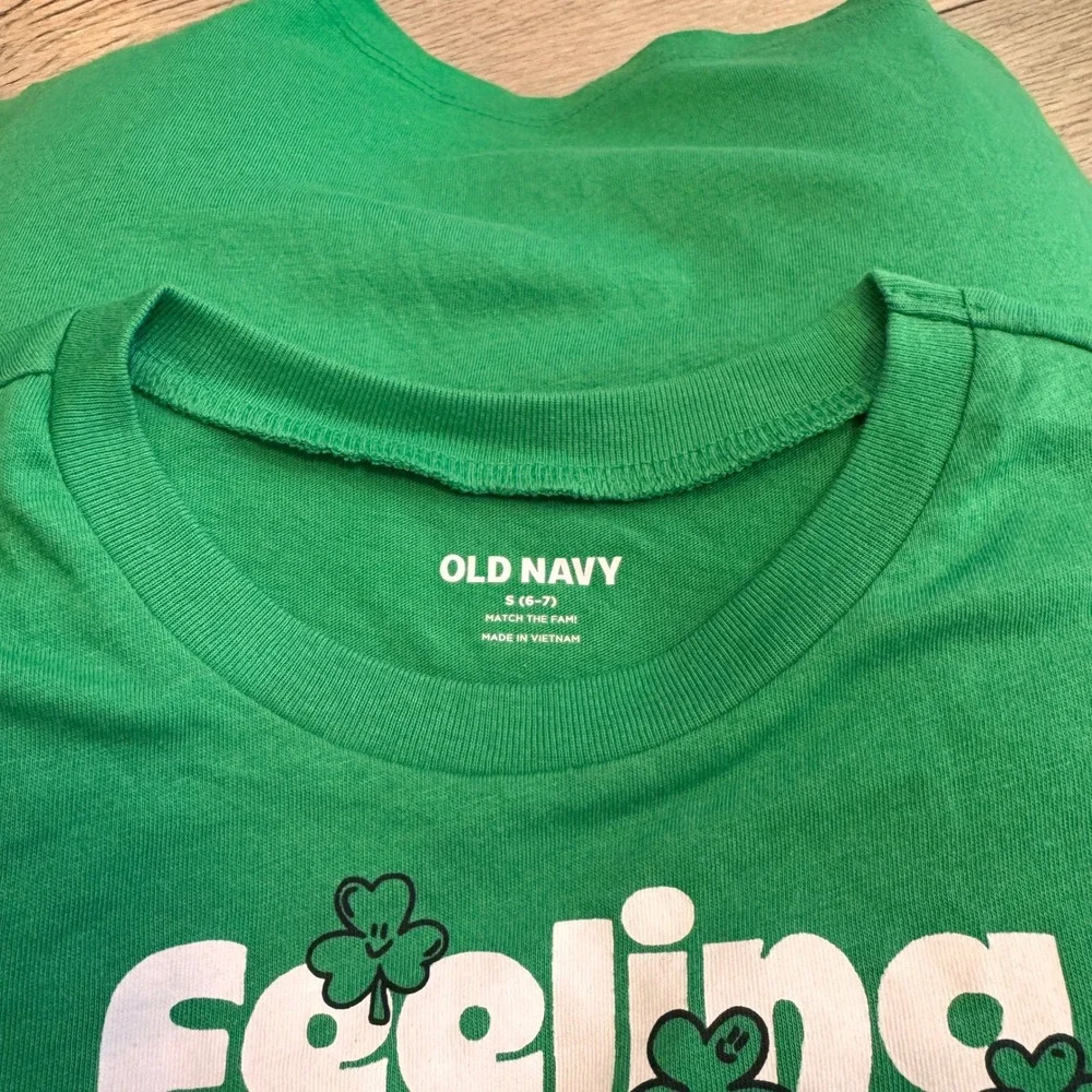 Old Navy‎ St Patricks Day Shirt Feeling Lucky Green Kids Boys Size Small 6-7